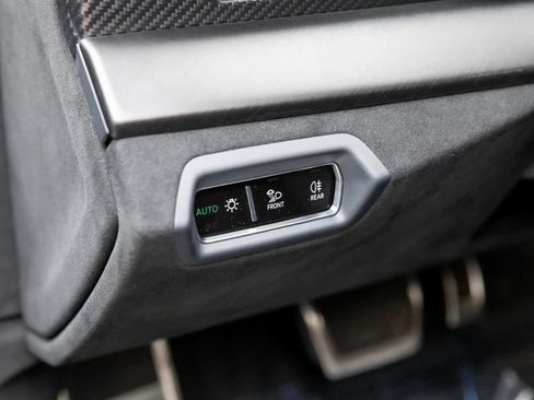 Used 2023 Lamborghini Urus Performante image 30