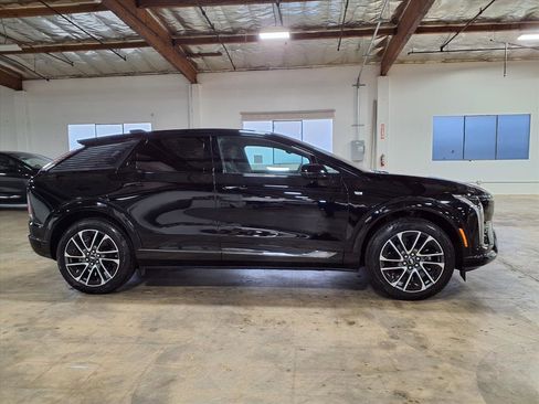 New 2026 Cadillac Optiq Sport 1 image 4