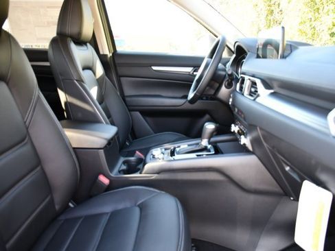 New 2025 MAZDA CX-5 AWD 2.5 S w/ Preferred Package image 30