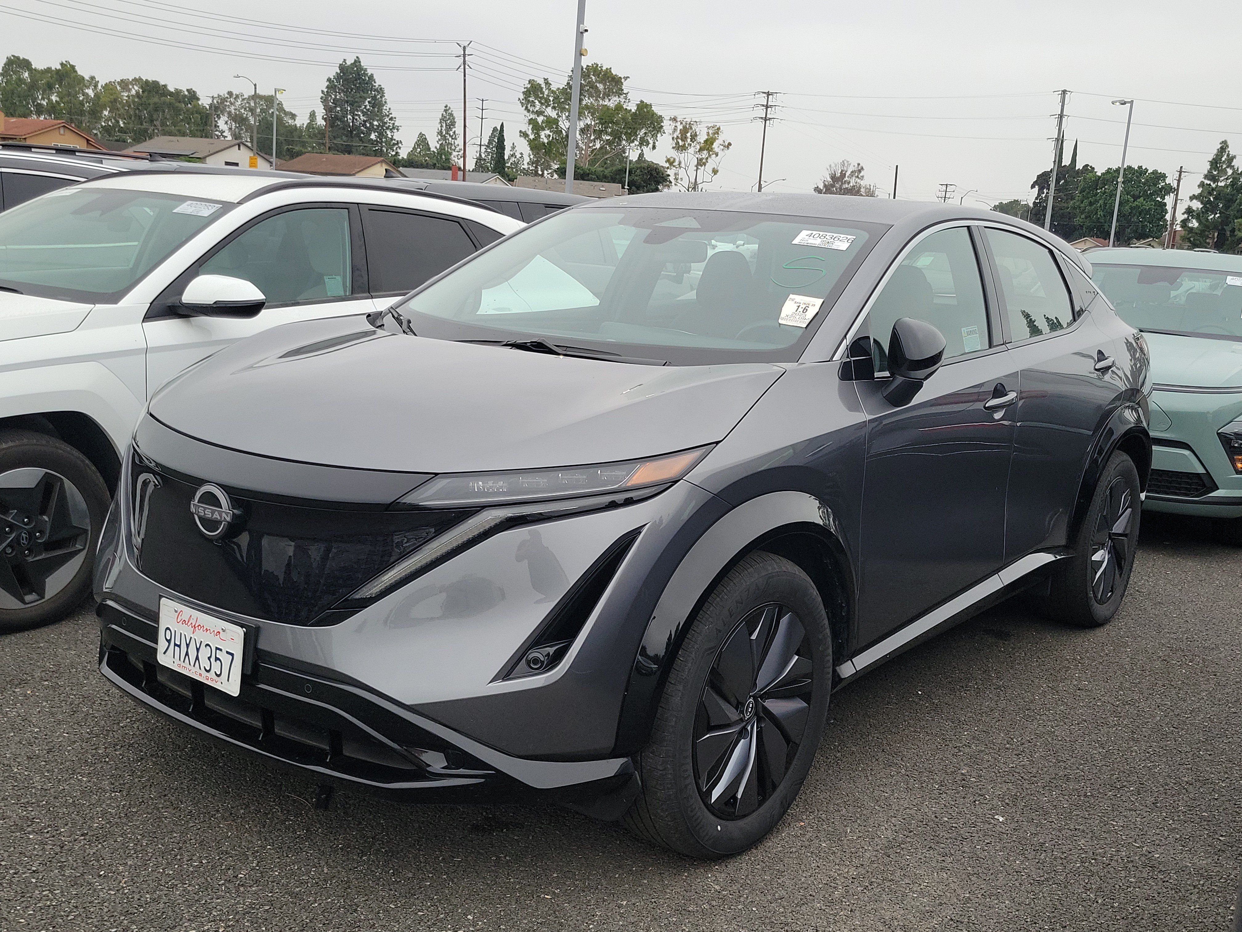 Used 2023 Nissan Ariya FWD image 1