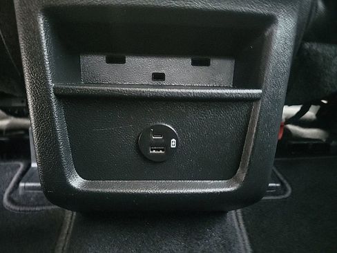 Used 2022 Ford Edge SEL image 14