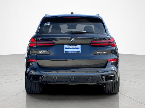 Used 2024 BMW X5 sDrive40i w/ M Sport Package RWD image 4