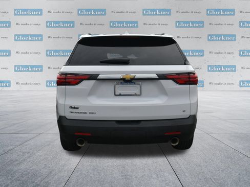 Used 2023 Chevrolet Traverse LT w/ Rear Camera Mirror Package AWD/4WD image 16