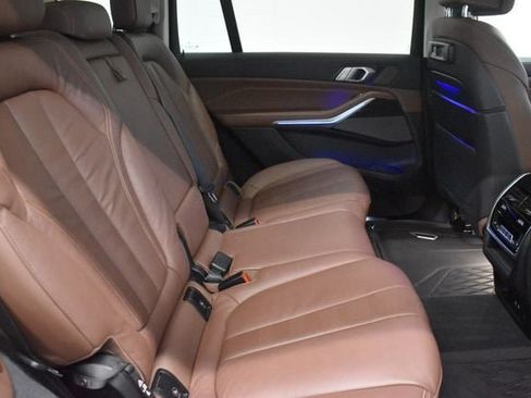 Used 2019 BMW X7 xDrive50i w/ Cold Weather Package AWD/4WD image 17