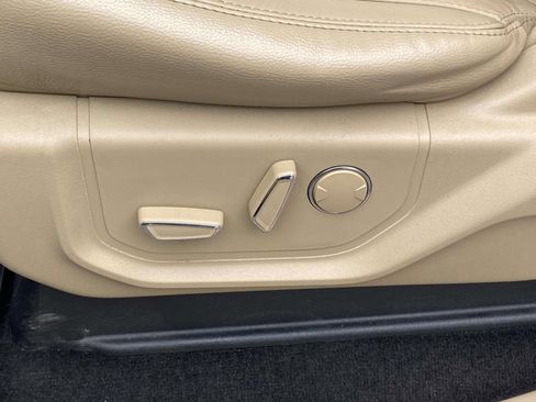 Used 2017 Ford F150 Lariat image 15