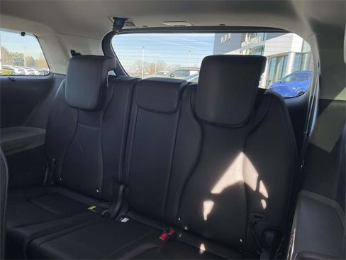 New 2026 Kia Carnival EX image 26