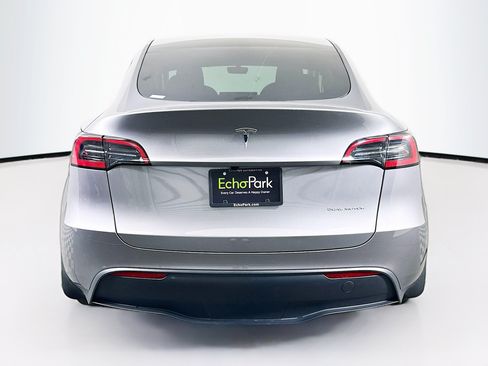 Used 2025 Tesla Model Y Long Range AWD/4WD image 7