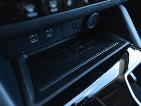 New 2026 Mitsubishi Outlander SE image 18