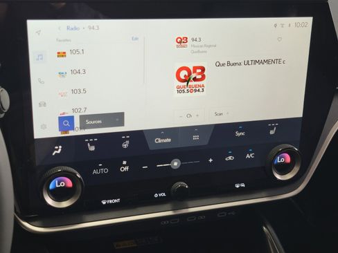 Certified 2025 Lexus RZ 300e w/ Accessory Package (2T) image 21