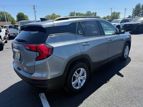 Used 2019 GMC Terrain SLE w/ Driver Convenience Package AWD/4WD image 5