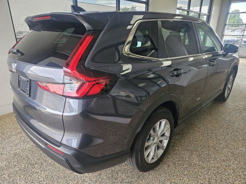 Used 2024 Honda CR-V EX image 2