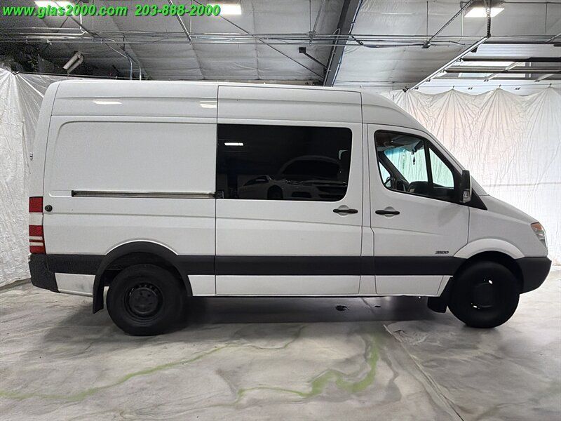 Used 2012 Freightliner Sprinter 2500 RWD image 14