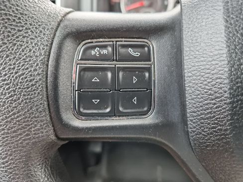 Used 2019 RAM 1500 Classic SLT AWD/4WD image 21