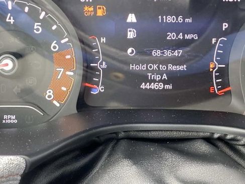 Used 2022 Jeep Compass Latitude image 32