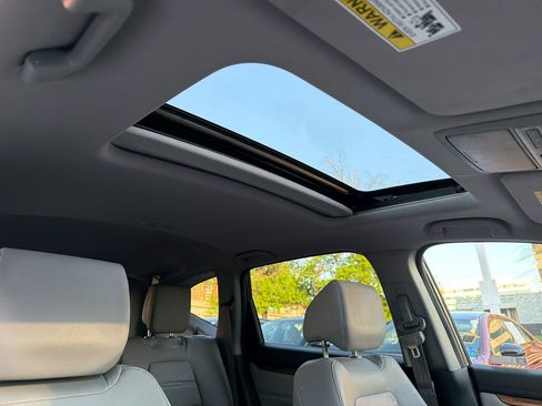Used 2018 Honda CR-V EX-L image 14
