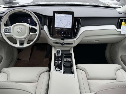 New 2026 Volvo XC60 B5 Ultra w/ Protection Package Premier image 2