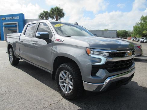 Used 2023 Chevrolet Silverado 1500 LT image 4