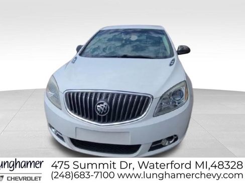 Used 2013 Buick Verano Leather FWD image 3