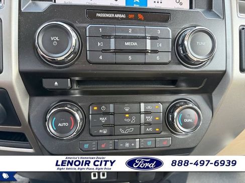 Used 2016 Ford F150 Lariat AWD/4WD image 26