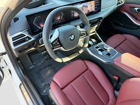 Used 2025 BMW 330i Sedan image 26
