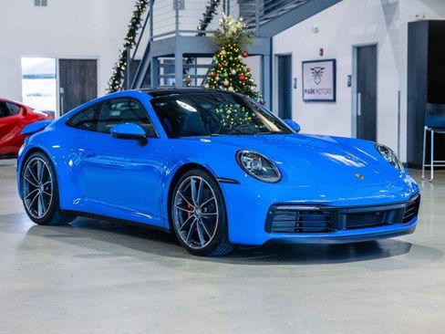 Used 2022 Porsche 911 Carrera S image 9