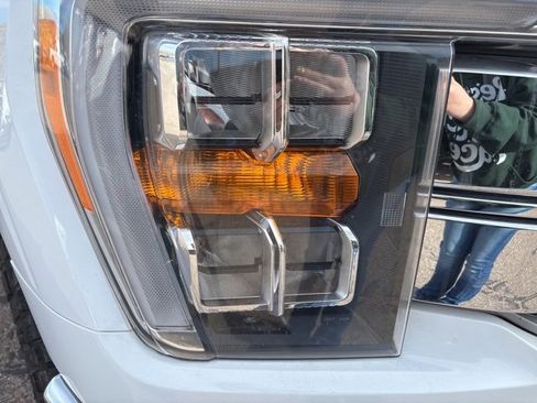 Used 2023 Ford F150 Lariat w/ Trailer Tow Package image 10