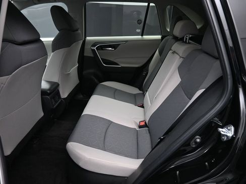 Certified 2024 Toyota RAV4 XLE image 21