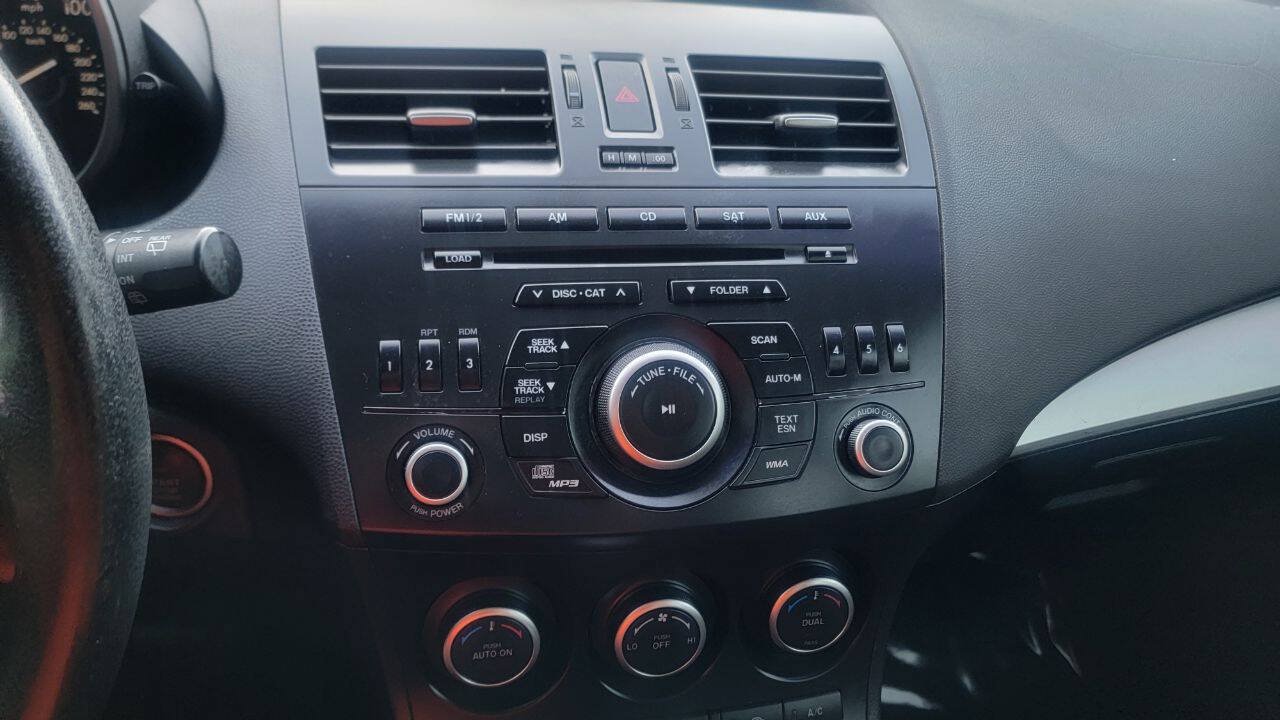 Used 2013 MAZDA MAZDA3 i Touring FWD image 13