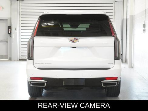 Used 2021 Cadillac Escalade Premium Luxury Platinum w/ Heavy-Duty Trailer Package AWD/4WD image 5