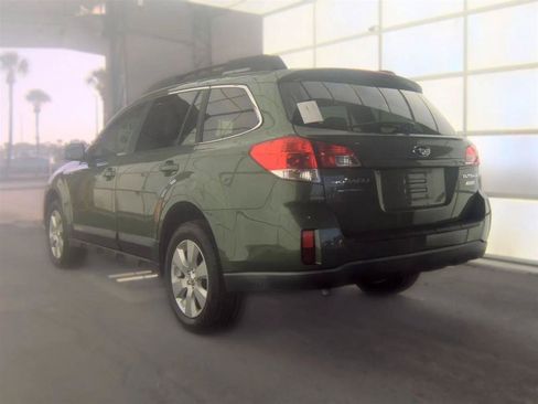 Used 2011 Subaru Outback 2.5i Premium AWD/4WD image 8