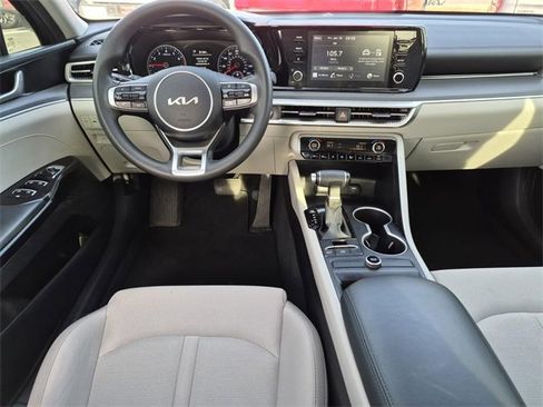 Used 2022 Kia K5 LXS image 22