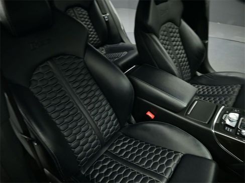 Used 2016 Audi RS 7 Prestige image 38