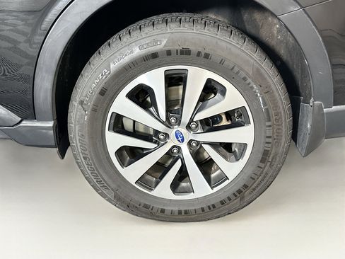Used 2020 Subaru Outback Premium AWD/4WD image 11
