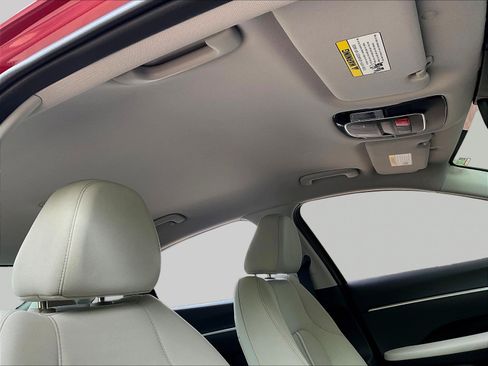 Used 2025 Hyundai Sonata SE FWD image 26