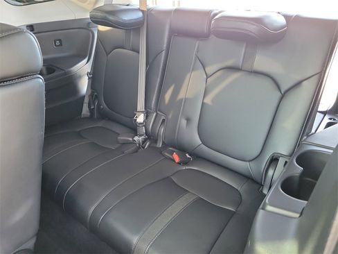 Used 2023 Honda Pilot Touring image 23