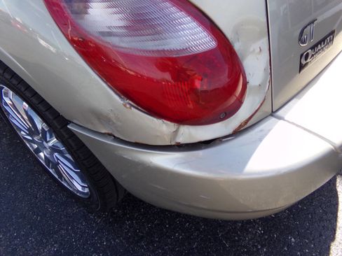 Used 2006 Chrysler PT Cruiser GT image 38