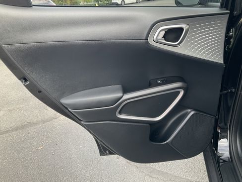 Used 2024 Kia Soul LX w/ Option Group 015 image 31