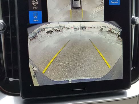 New 2026 Volvo XC90 T8 Ultra w/ Protection Package Premier image 30