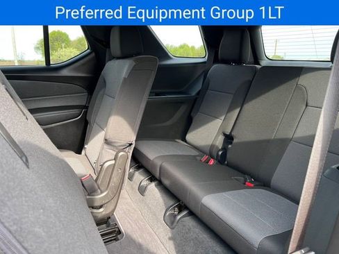Certified 2023 Chevrolet Traverse LT AWD/4WD image 9