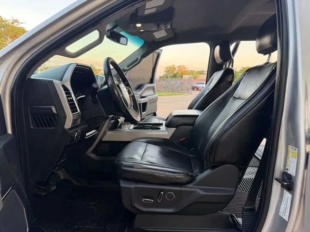 Used 2018 Ford F250 Lariat w/ Chrome Package AWD/4WD image 12