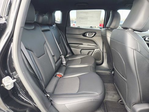 New 2026 Jeep Compass Latitude AWD/4WD image 14