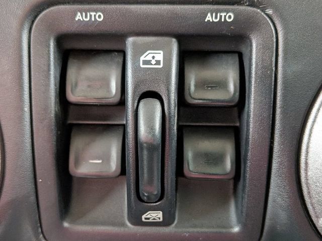 Used 2013 Jeep Wrangler Unlimited Sport AWD/4WD image 13