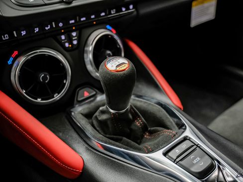 Used 2024 Chevrolet Camaro ZL1 RWD image 67
