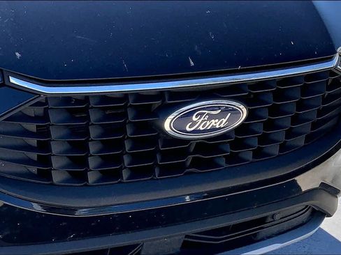 Used 2025 Ford Escape Active FWD image 29