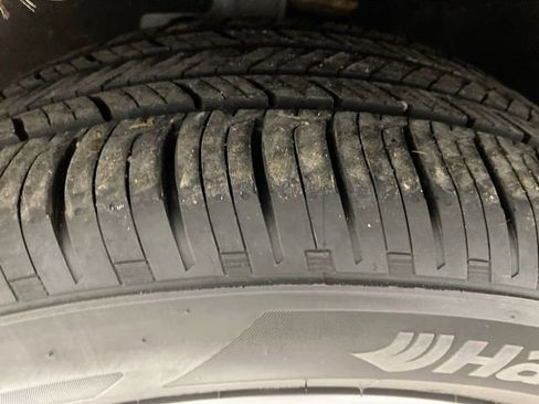 Used 2023 Buick Encore GX Select w/ Sport Touring Package image 23