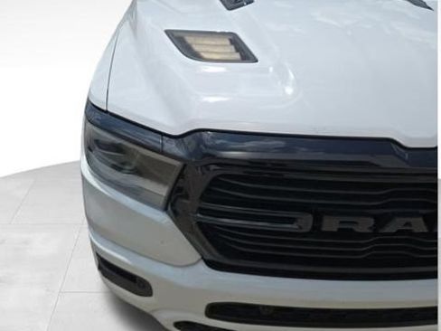 Used 2023 RAM 1500 Laramie AWD/4WD image 6