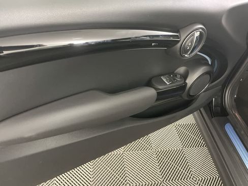 Certified 2024 MINI Cooper S image 11