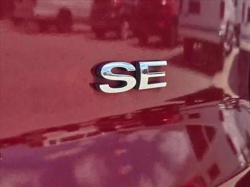 Used 2020 Ford EcoSport SE w/ SE Convenience Package FWD image 7