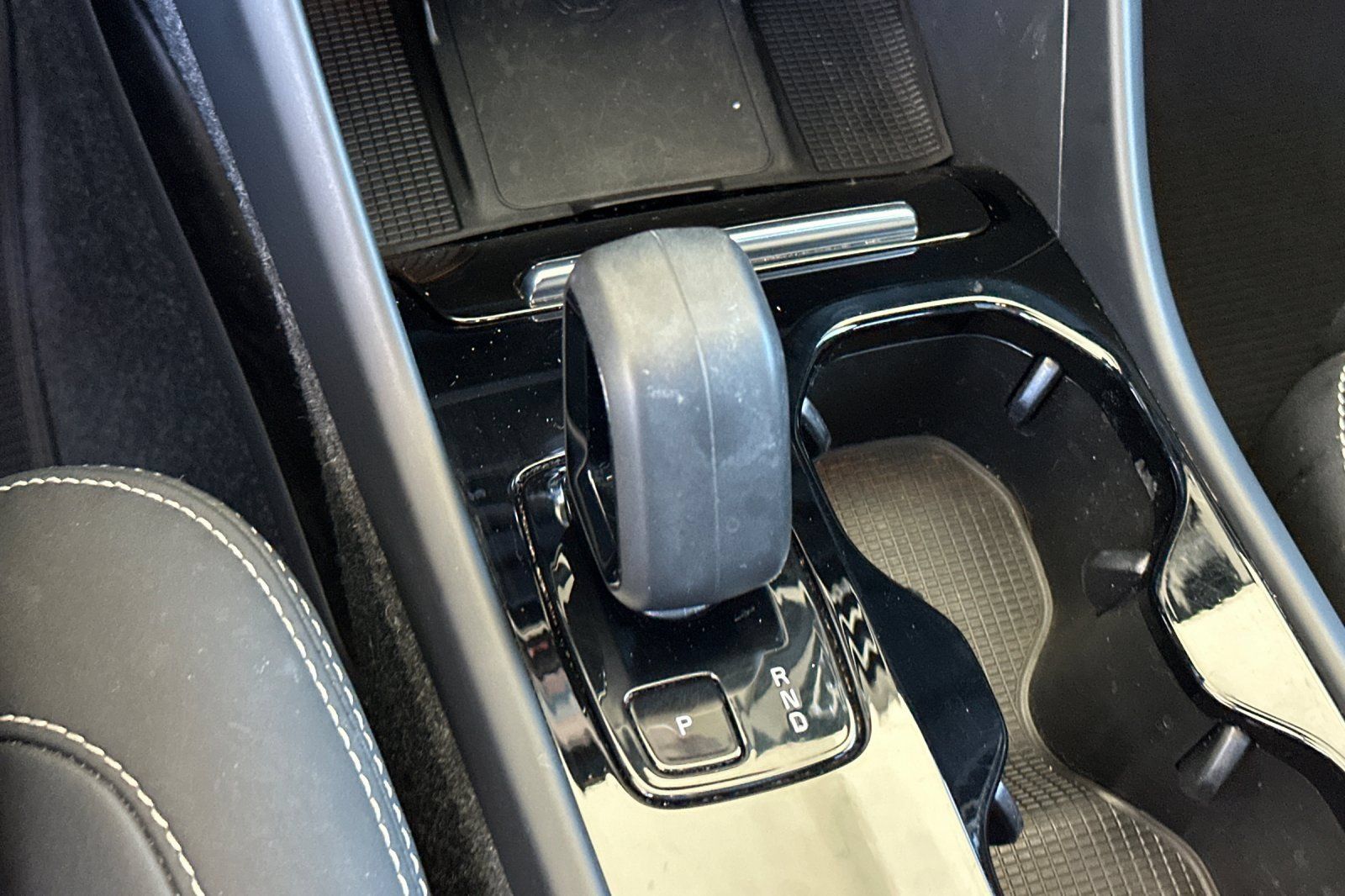 Used 2023 Volvo XC40 Recharge Ultimate w/ Protection Package Premier AWD/4WD image 27
