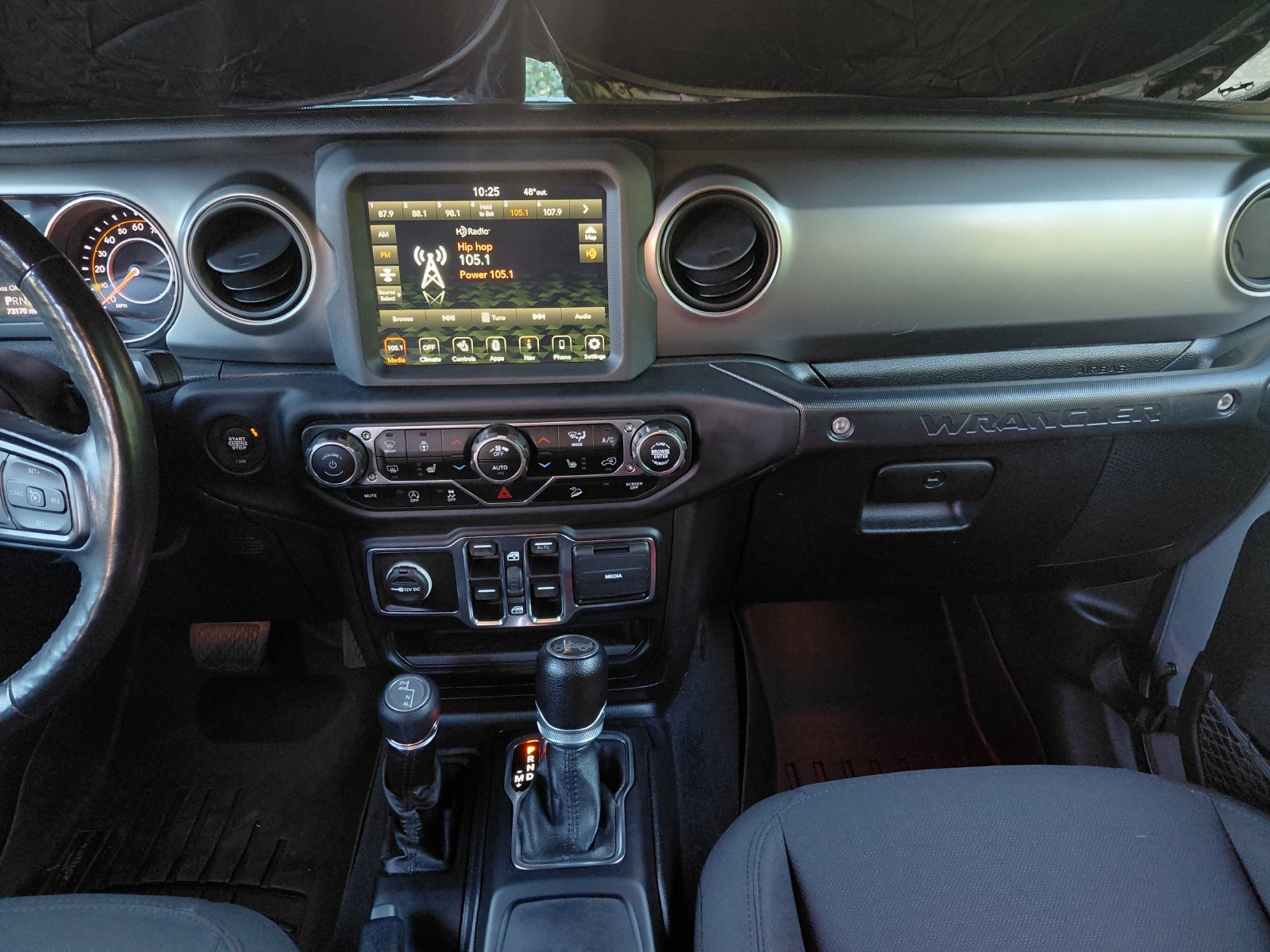Used 2019 Jeep Wrangler Unlimited Sport S AWD/4WD image 3